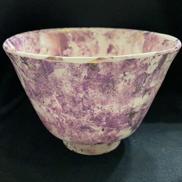 Beautiful Vintage Bowl - Picture 2 of 7